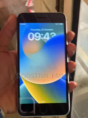 Apple iPhone 8 Plus 64 GB White