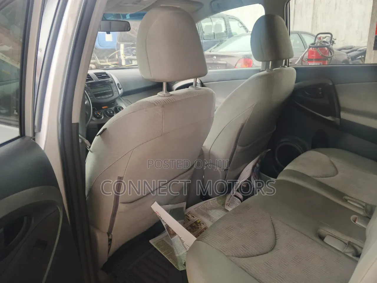 Toyota RAV4 2012 Silver