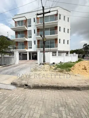 2bdrm Apartment in Lekki Phase 1 for sale