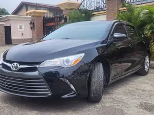 Toyota Camry LE 4dr Sedan (2.5L 4cyl 6A) 2017 Black