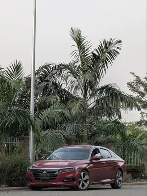 Honda Accord Touring 2.0T 2018 Red