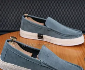 Men's Blue Suede Shoe