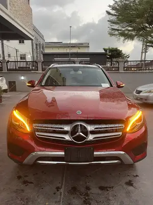 Mercedes-Benz GLC-Class 2019 Burgundy