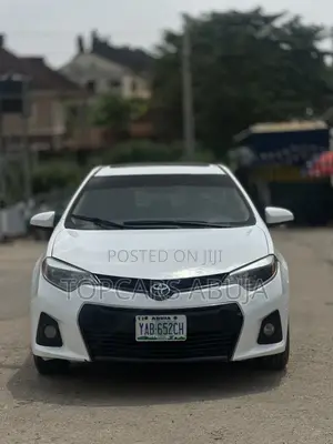 Toyota Corolla 2014 White