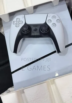 PlayStation 5 Pad Available