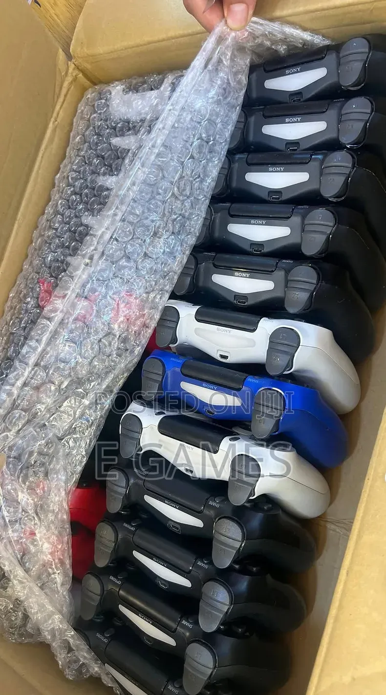 PS4 Game Pad