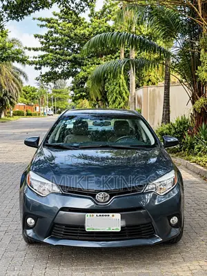 Toyota Corolla LE 4dr Sedan (1.8L 4cyl CVT) 2015 Blue