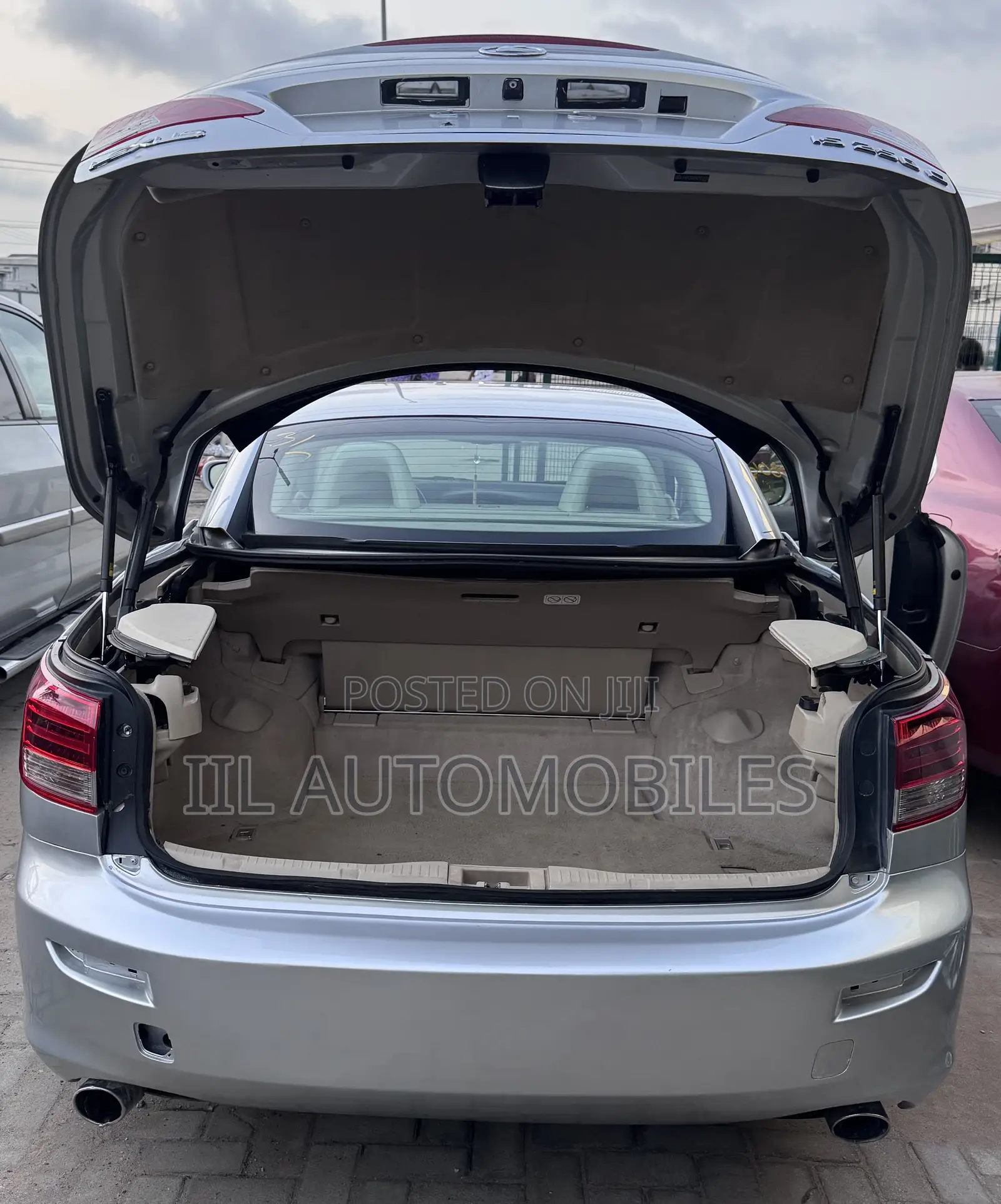 Lexus IS 250 C Automatic 2010 Silver
