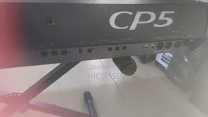 Yamaha Cp5 Stage Piano Keyboard