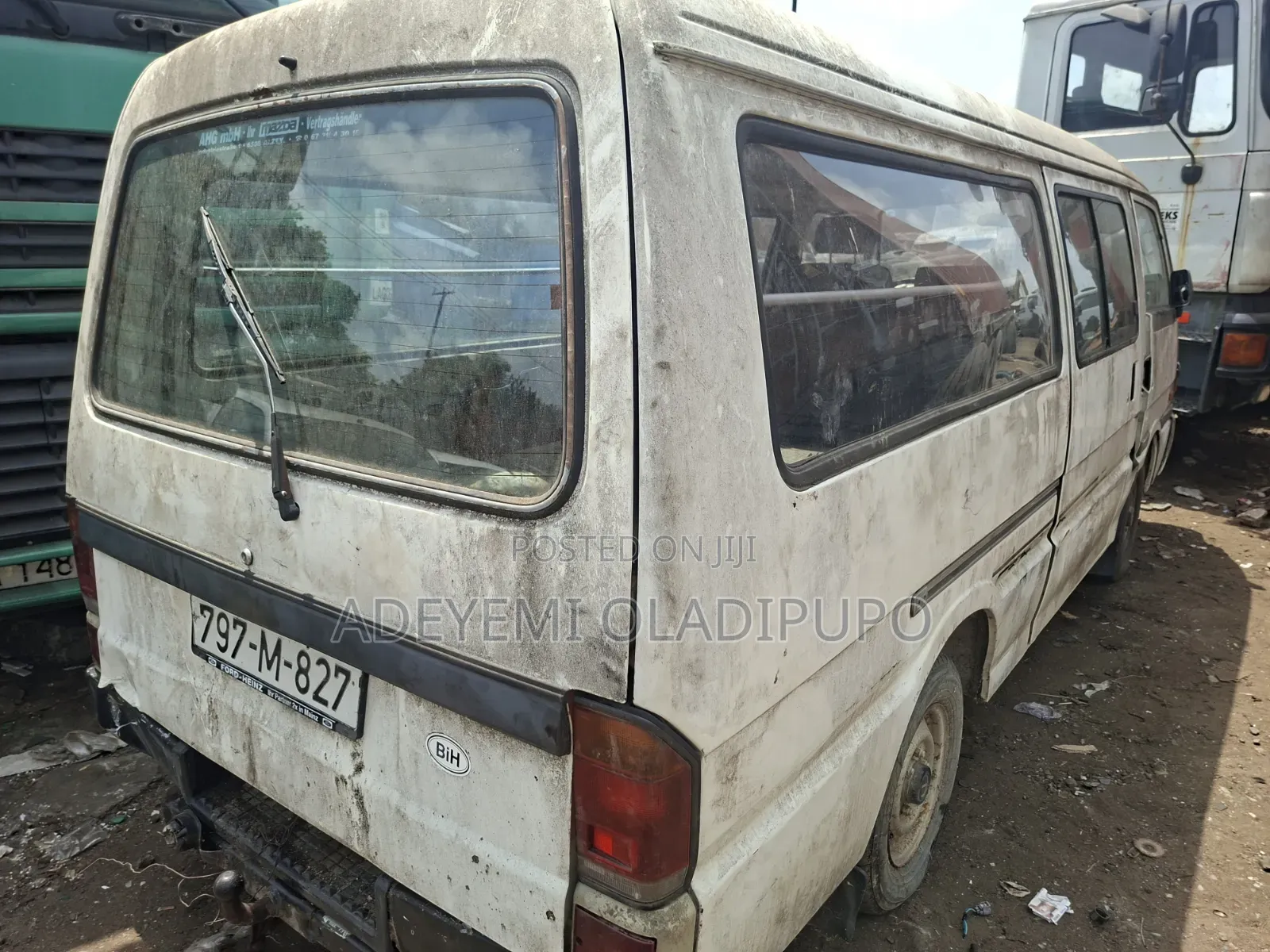 Mazda E2200 1999 White