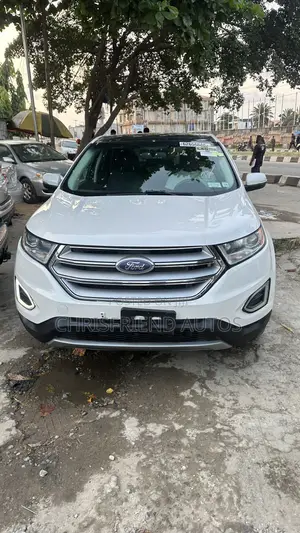 Ford Edge Titanium 4dr AWD 2017 White