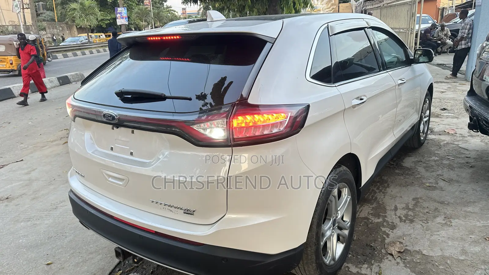 Ford Edge Titanium 4dr AWD 2017 White