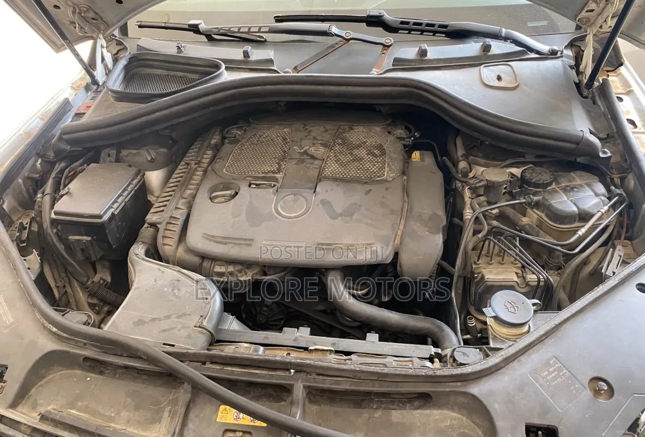 Mercedes-Benz M Class 2014 Silver
