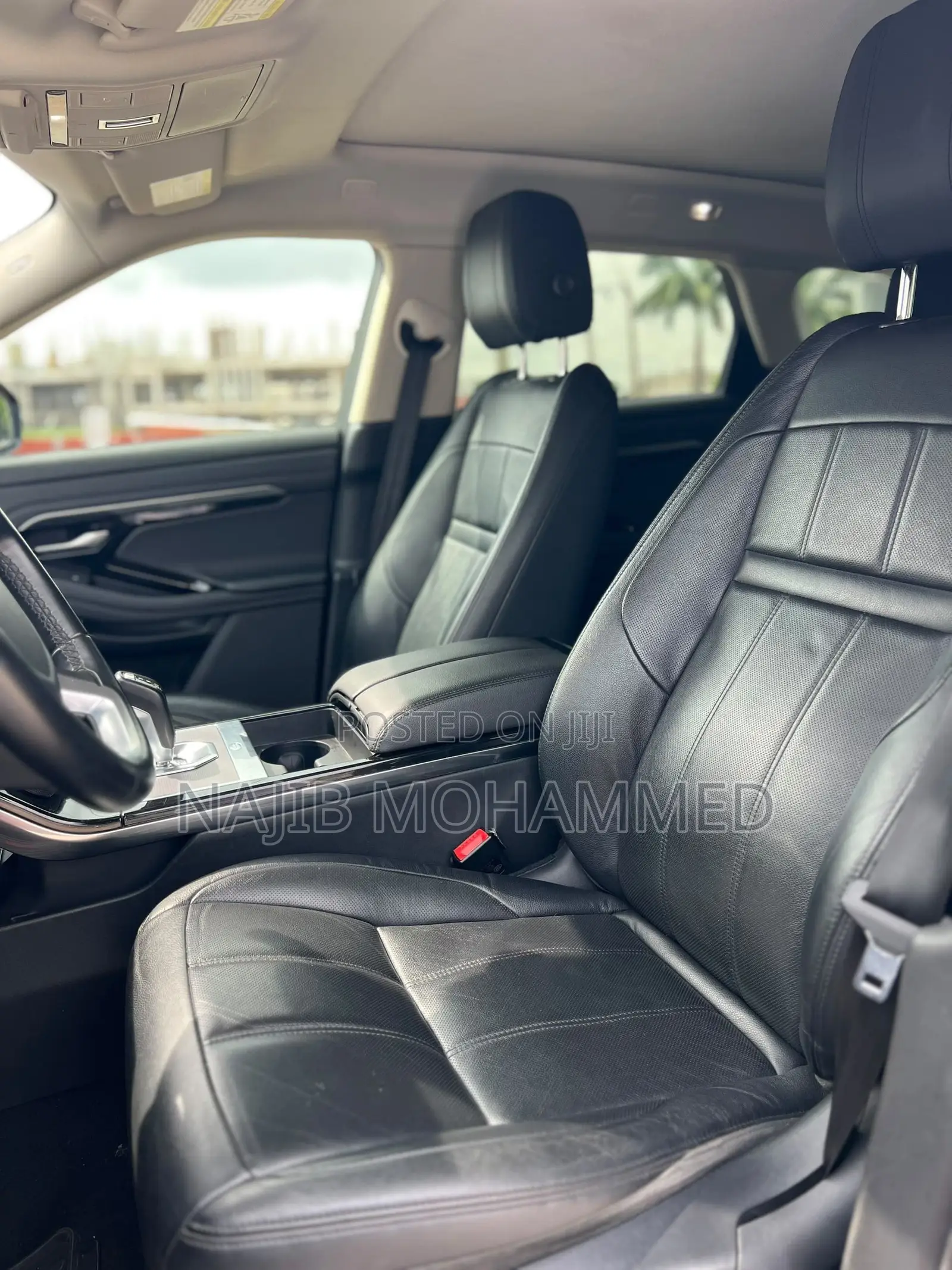 Land Rover Range Rover Evoque SE AWD 2020 Red
