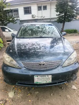 Toyota Camry 2004 Green