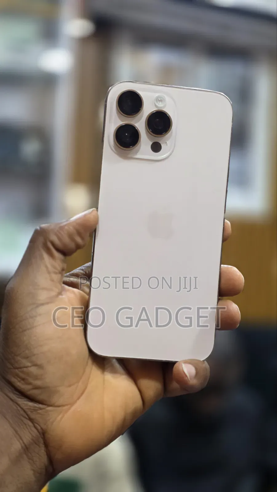 Apple iPhone 16 Pro Max 256 GB Gold
