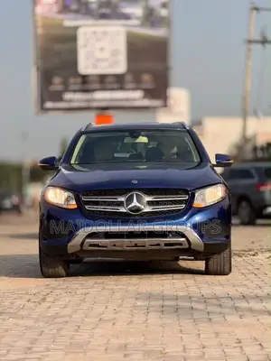 Mercedes-Benz GLC-Class 2017 Blue