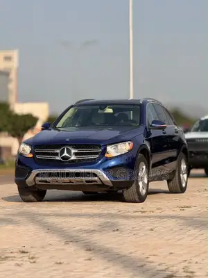 Mercedes-Benz GLC-Class 2017 Blue
