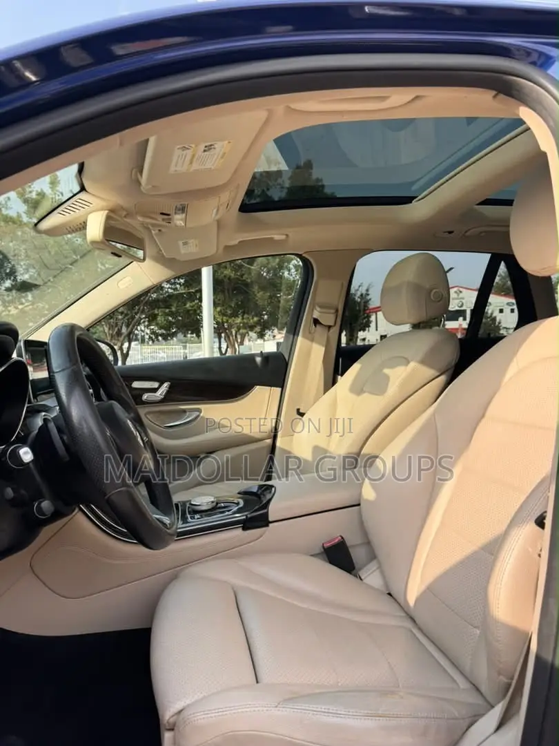 Mercedes-Benz GLC-Class 2017 Blue