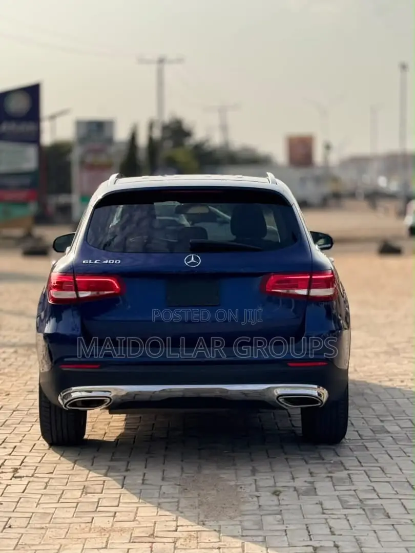 Mercedes-Benz GLC-Class 2017 Blue