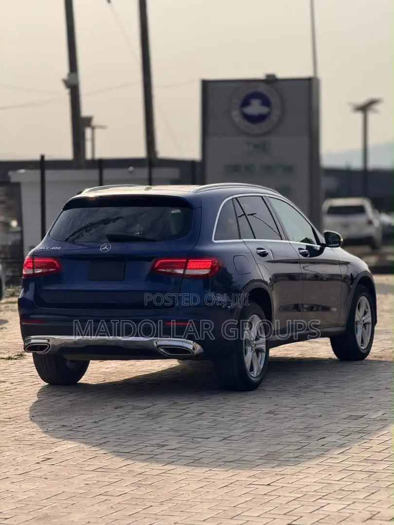 Mercedes-Benz GLC-Class 2017 Blue