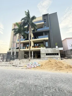 3bdrm Block of Flats in Lekki Phase 1 for sale