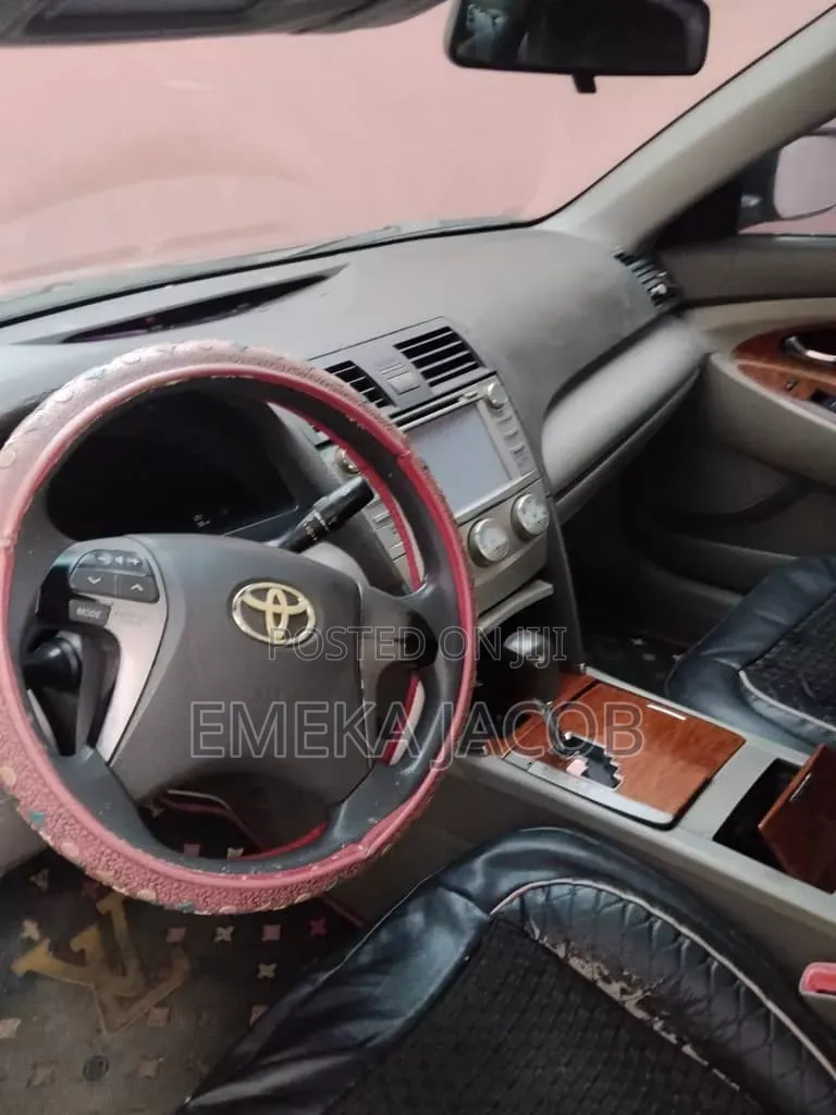 Toyota Camry 2.4 XLE 2008 Red