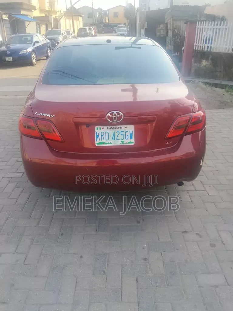 Toyota Camry 2.4 XLE 2008 Red