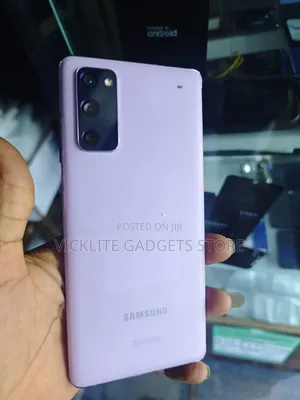 Samsung Galaxy S20 FE 128 GB Purple