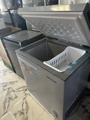 Skyrun Deep Freezer 145 Liters