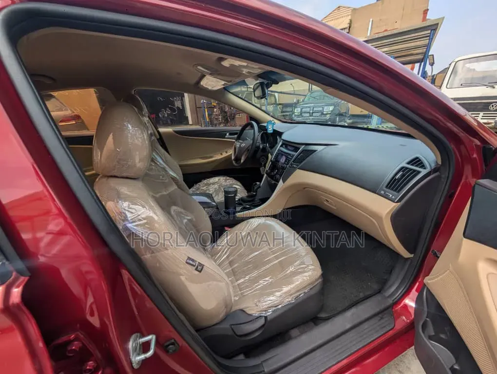 Hyundai Sonata 2013 Red