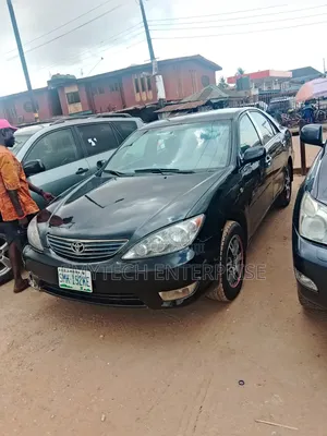 Toyota Camry LE 4dr Sedan (2.4L 4cyl 5M) 2003 Black