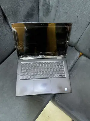 Laptop Dell Latitude 3390 2-in-1 8GB Intel Core i5 SSD 128GB