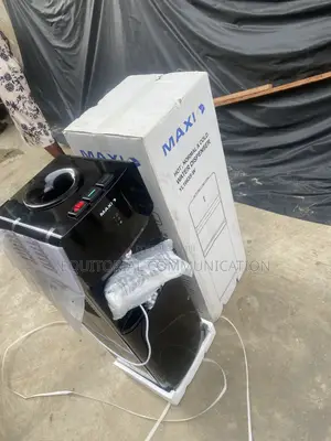 MAXI YL1663S-W Water Cooler With Hot Water Dispensing Function