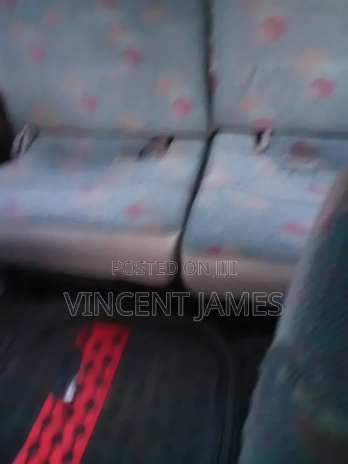 Nissan Vanette 1999 Red