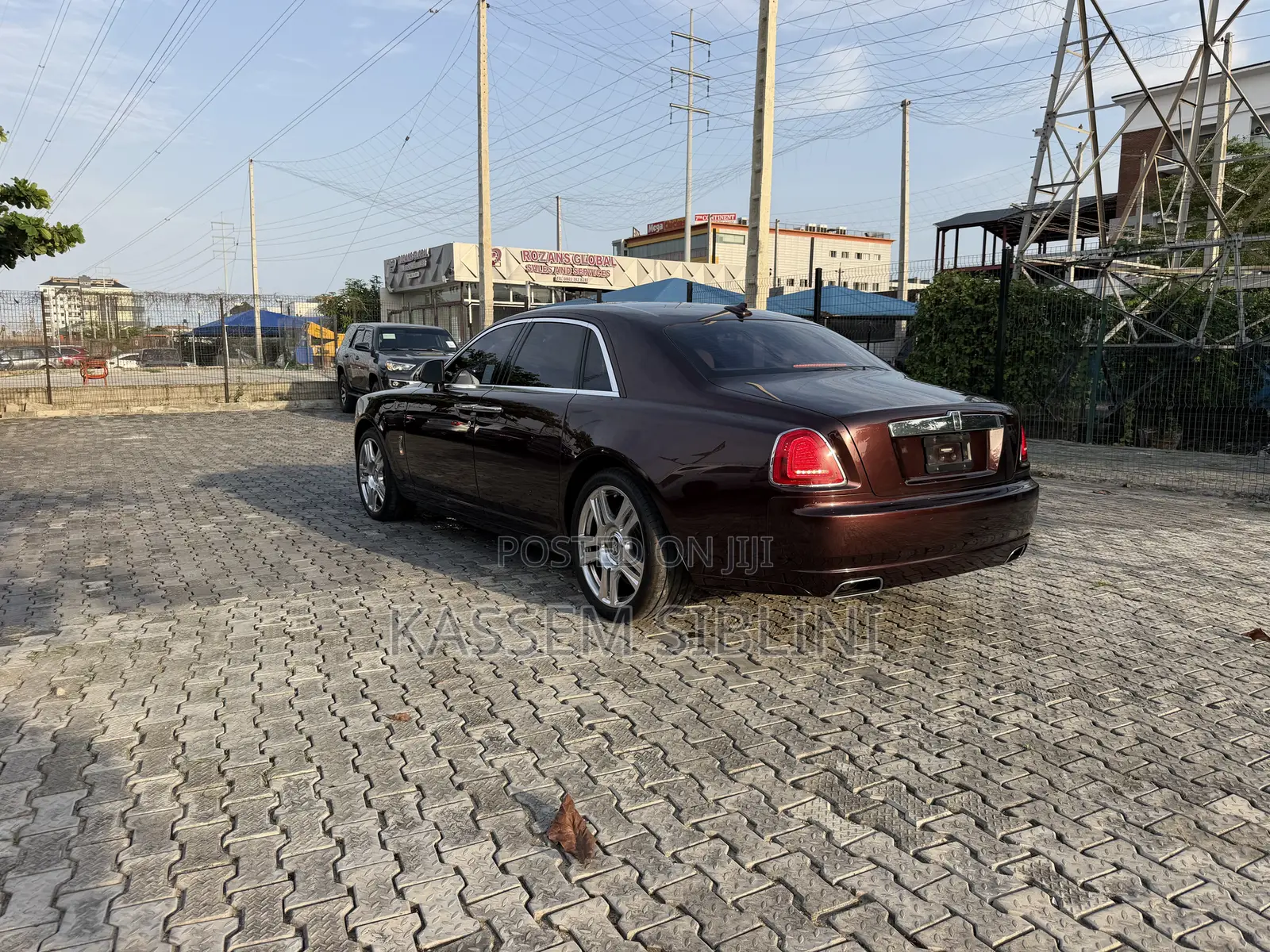 Rolls-Royce Ghost Base EWB 2017 Maroon