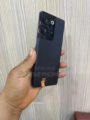 Oppo Reno9 256 GB Black