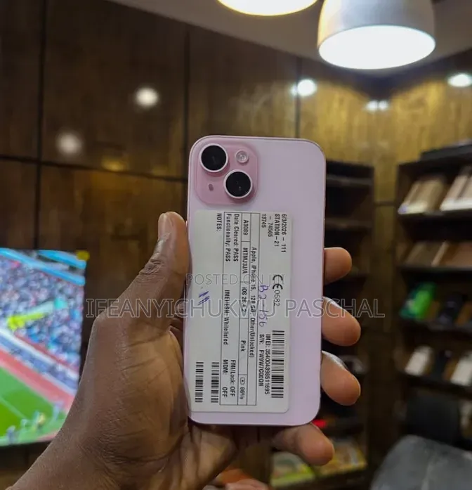 Apple iPhone 15 128 GB Pink