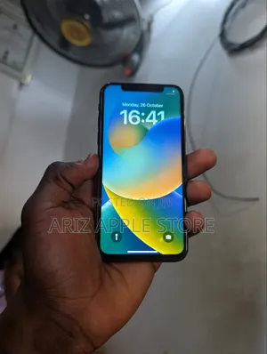 Apple iPhone X 64 GB Black