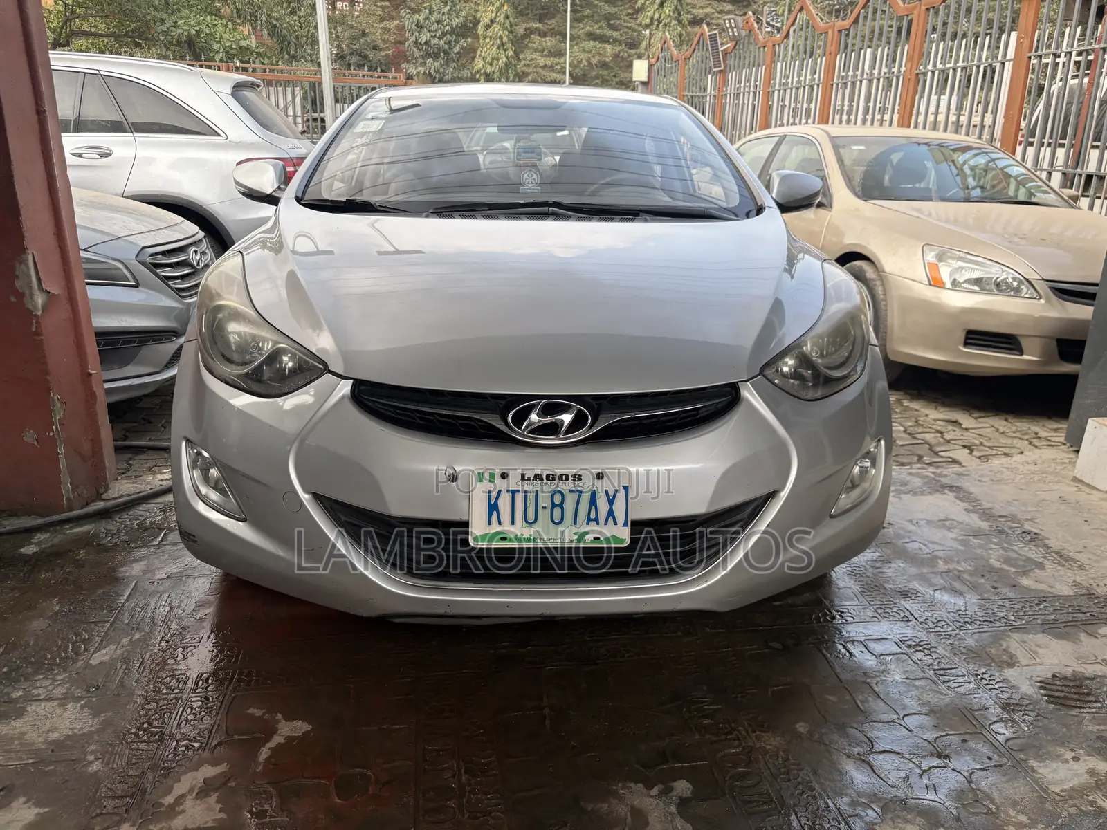Hyundai Elantra 2013 Silver