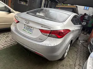 Hyundai Elantra 2013 Silver