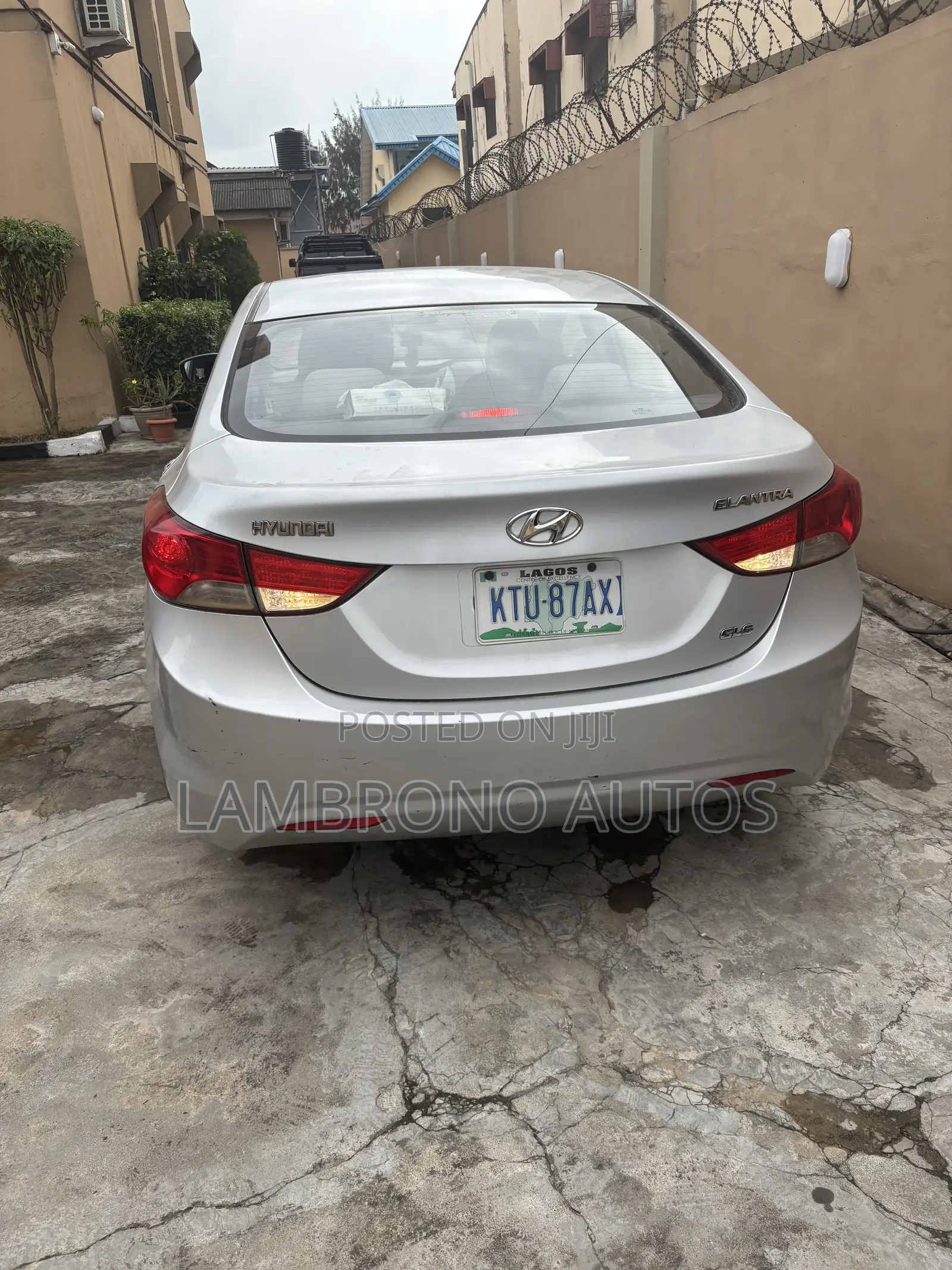 Hyundai Elantra 2013 Silver