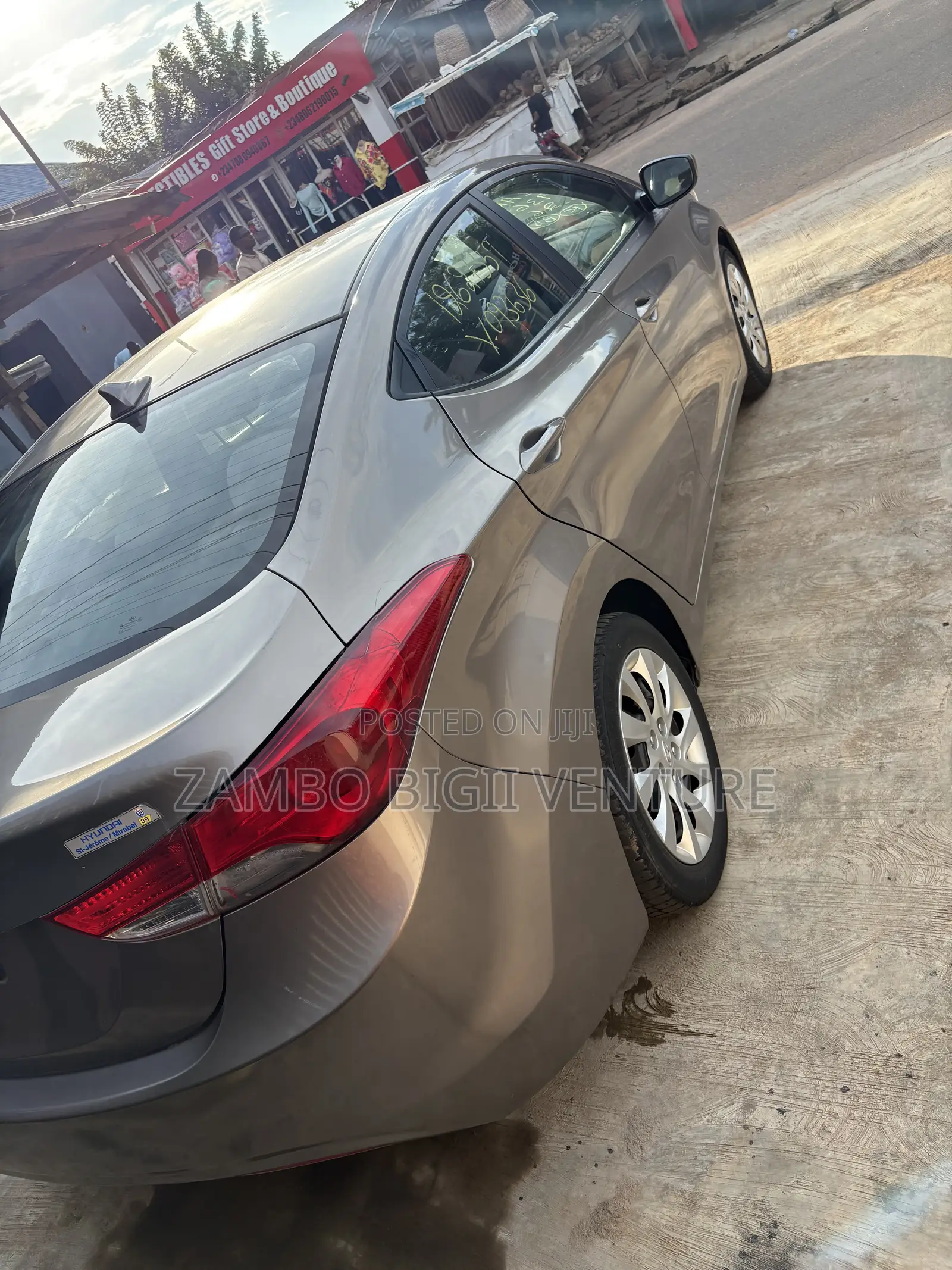 Hyundai Elantra 2013 Gray