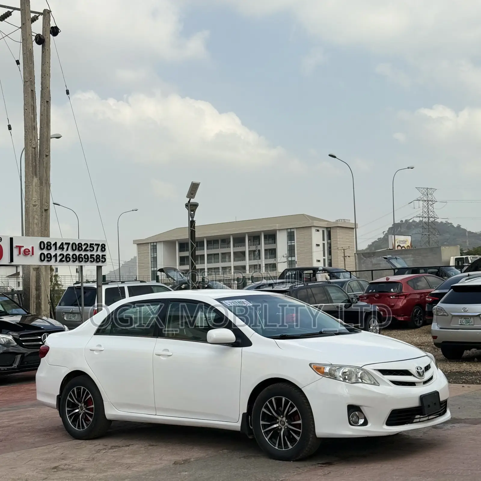 Toyota Corolla 2011 White