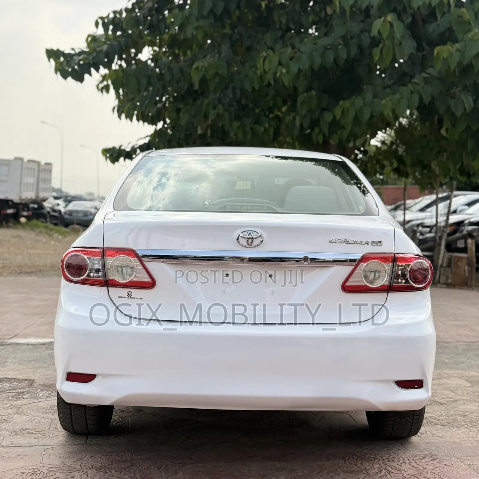 Toyota Corolla 2011 White