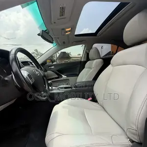 Lexus IS 250 2012 Black