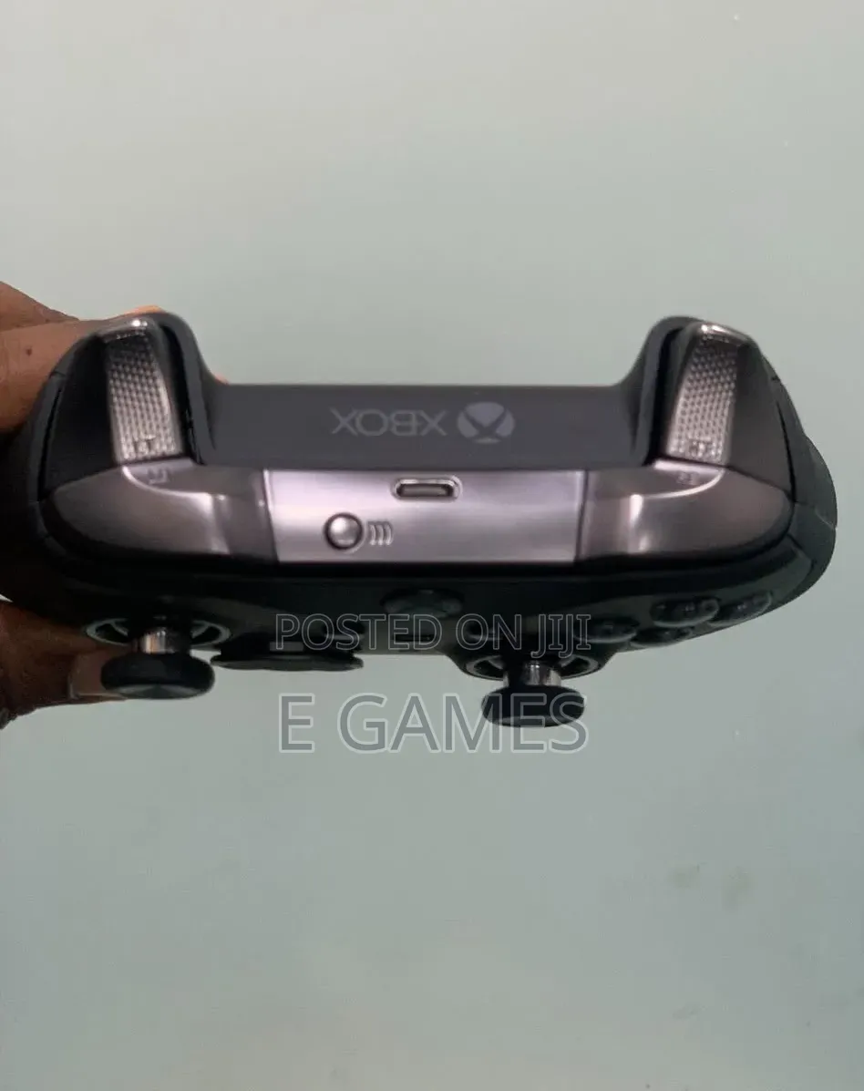 Xbox One Wireless Controller