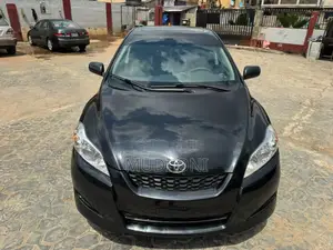 Toyota Matrix S Hatchback AWD (2.4L 4cyl) 2014 Black