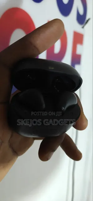 Capoxo H06 True Wireless Earbuds