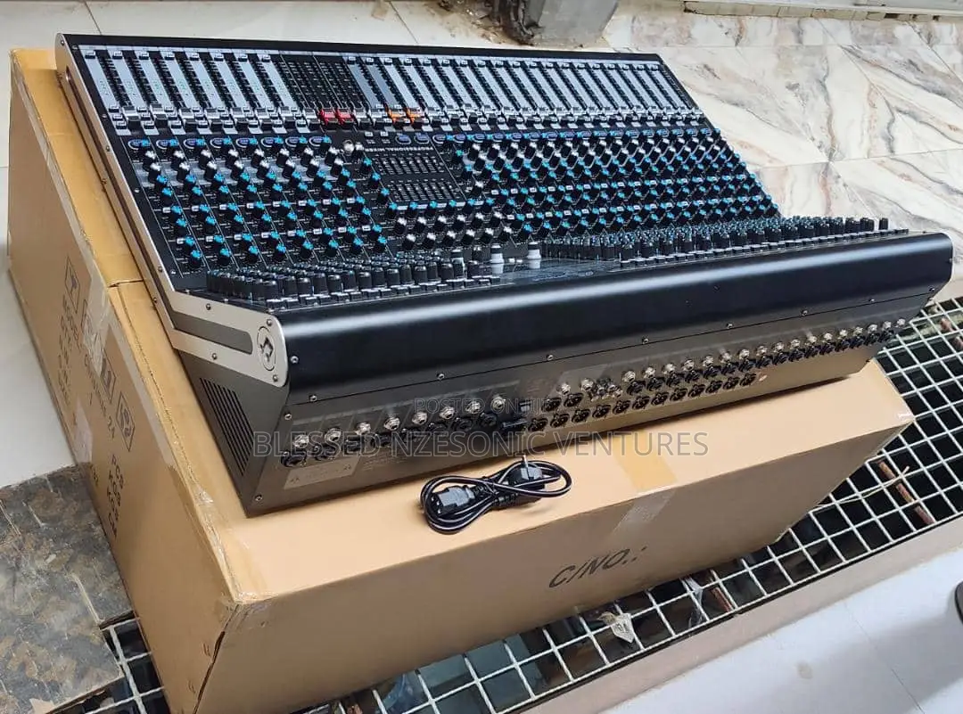 Professional Mixing Console